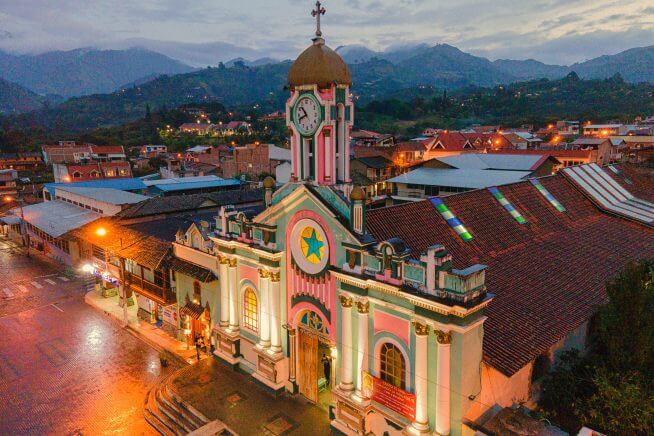 easyco - types of companies ecuador